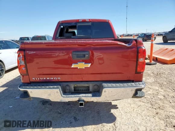 ✅ 2018 Chevrolet Silverado 1500 LT • VIN: 3GCPCREC3JG498866 • Lot: 84430945. Wystawiony na Copart z przebiegiem 130 819 mil. Bezpłatny archiwum sprzedaży aukcyjnych z USA i szczegółowy raport historii pojazdu na DreamBid. Zdjęcie 6.