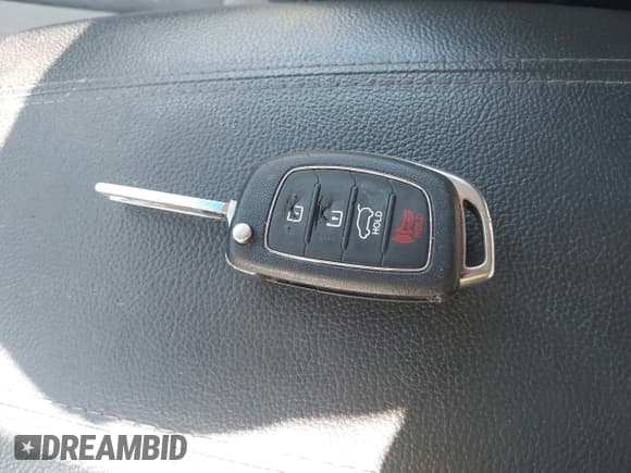 ✅ 2013 Hyundai Santa Fe Sport • VIN: 5XYZU3LB4DG039877 • Лот: 42878795. Опубликован ранее на IAAI с пробегом 146 718 миль. Бесплатный доступ к архиву аукционных продаж из США и подробный отчёт об истории автомобиля на DreamBid. Изображение 11.