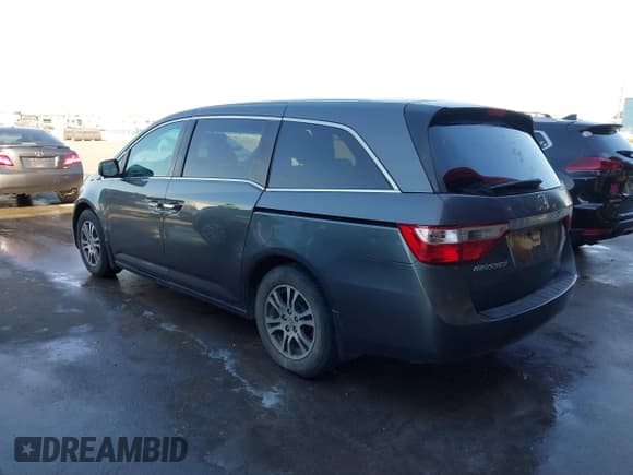 ✅ 2011 Honda Odyssey EX • VIN: 5FNRL5H46BB027310 • Lot: 43641380. Wystawiony na IAAI z przebiegiem 103 622 mil. Bezpłatny archiwum sprzedaży aukcyjnych z USA i szczegółowy raport historii pojazdu na DreamBid. Zdjęcie 3.