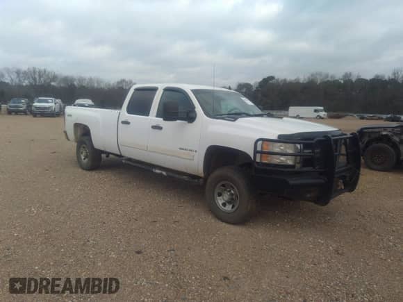 2008 Chevrolet Silverado 3500HD SRW LTZ with VIN 1GCHK33628F149615, listed as a IAAI auction lot 41503117 with 394,512 mi miles and . Bid and sale history available at DreamBid. Image 1.