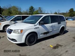 2015 Dodge Grand Caravan American Value с VIN 2C4RDGBG0FR512239, выставлен на аукционе Copart как лот 84472335 с пробегом 132 559 миль миль и Чистый • Clean title. История ставок и продаж доступна на DreamBid. Изображение 1.