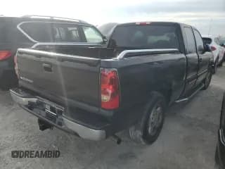 ✅ 2007 Chevrolet Silverado 1500 LT1 • VIN: 1GCEC19Z57Z175693 • Lot: 76831814. Listed on Copart with 195,666 mi. Free auction sales archive from the USA and detailed vehicle history report at DreamBid. Image 3.