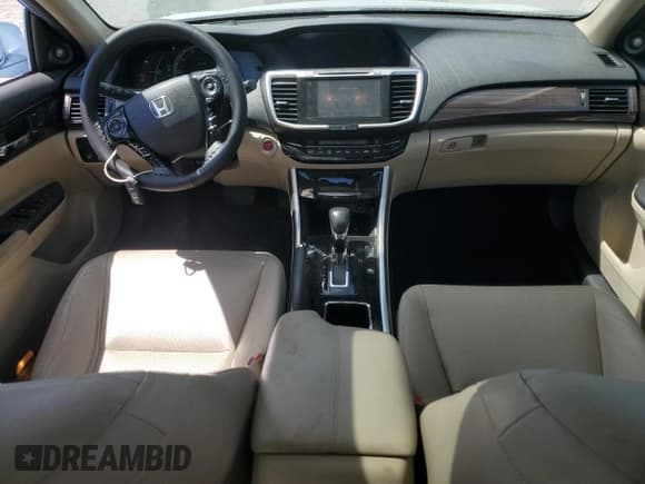 ✅ 2017 Honda Accord EX-L • VIN: JHMCR6F51HC008982 • Lot: 69770485. Listed on Copart with 116,345 mi. Free auction sales archive from the USA and detailed vehicle history report at DreamBid. Image 8.