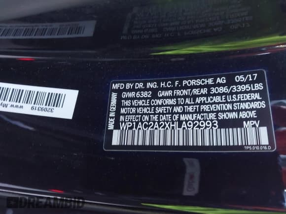 ✅ 2017 Porsche Cayenne Turbo • VIN: WP1AC2A2XHLA92993 • Lot: 41264521. Listed on IAAI with 83,257 mi. Free auction sales archive from the USA and detailed vehicle history report at DreamBid. Image 9.