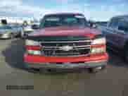 ✅ 2006 Chevrolet Silverado 1500 LS • VIN: 2GCEK19B861263733 • Lot: 80941984. Wystawiony na Copart z przebiegiem 250 132 mil mil. Skorzystaj z bezpłatnego archiwum sprzedaży aukcyjnych z USA i zobacz szczegółowy raport historii pojazdu na DreamBid. Zdjęcie 5.