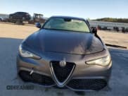 ✅ 2018 Alfa Romeo Giulia • VIN: ZARFAEBN2J7566012 • Лот: 90335785. Опубликован ранее на Copart с пробегом 54 022 миль. Бесплатный доступ к архиву аукционных продаж из США и подробный отчёт об истории автомобиля на DreamBid. Изображение 5.