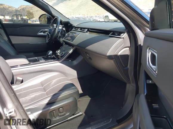 ✅ 2022 Land Rover Range Rover Velar R-Dynamic S • VIN: SALYT2EX2NA335489 • Lot: 41698762. Listed on IAAI with 32,212 mi. Free auction sales archive from the USA and detailed vehicle history report at DreamBid. Image 5.