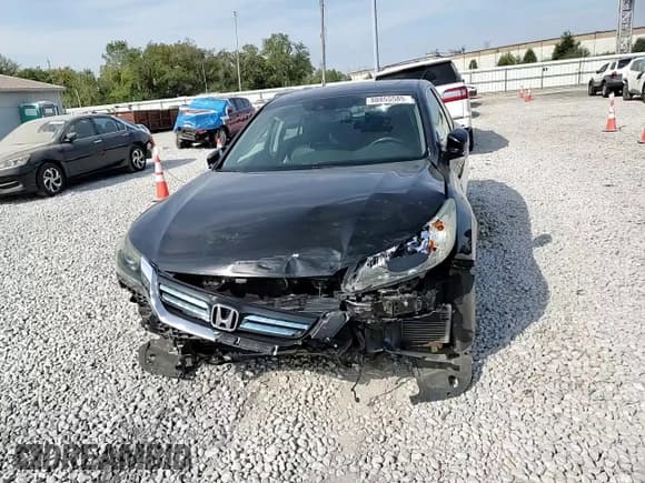 ✅ 2015 Honda Accord EX-L • VIN: 1HGCR6F53FA010258 • Lot: 80855585. Listed on Copart with 122,930 mi. Free auction sales archive from the USA and detailed vehicle history report at DreamBid. Image 13.