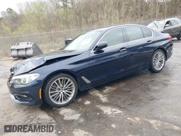 ✅ 2018 BMW 5 Series 530i • VIN: WBAJA5C55JWA39526 • Lot: 41780637. Listed on IAAI with 121,693 mi. Free auction sales archive from the USA and detailed vehicle history report at DreamBid. Image 17.