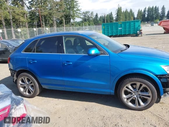 ✅ 2016 Audi Q3 Premium Plus • VIN: WA1EFCFS7GR002729 • Lot: 42777063. Listed on IAAI with 102,114 mi. Free auction sales archive from the USA and detailed vehicle history report at DreamBid. Image 14.