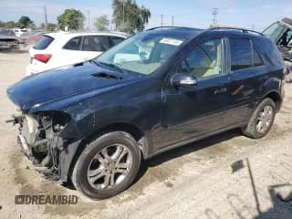 ✅ 2006 Mercedes-Benz M 350 • VIN: 4JGBB86E66A096462 • Lot: 80921145. Listed on Copart with 98,786 mi. Free auction sales archive from the USA and detailed vehicle history report at DreamBid. Image 1.