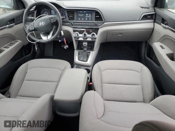 ✅ 2019 Hyundai Elantra SEL • VIN: KMHD84LF1KU810097 • Lot: 81709425. Listed on Copart with 979 mi. Free auction sales archive from the USA and detailed vehicle history report at DreamBid. Image 8.