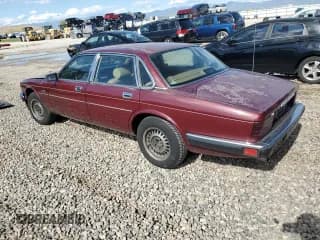 ✅ 1988 Jaguar XJ • VIN: SAJHV1647JC550298 • Лот: 57750035. Опубликован ранее на Copart с пробегом Не указан. Бесплатный доступ к архиву аукционных продаж из США и подробный отчёт об истории автомобиля на DreamBid. Изображение 2.