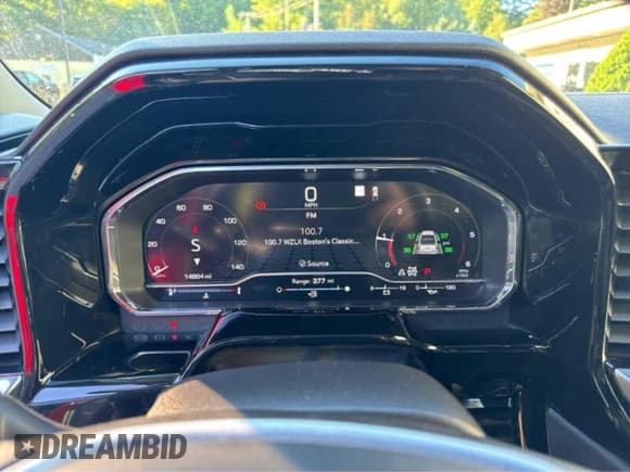 ✅ 2022 GMC Sierra 1500 Elevation • VIN: 3GTUUCET6NG506XXX • Lot: 72082255. Listed on Copart with 14,884 mi. Free auction sales archive from the USA and detailed vehicle history report at DreamBid. Image 8.