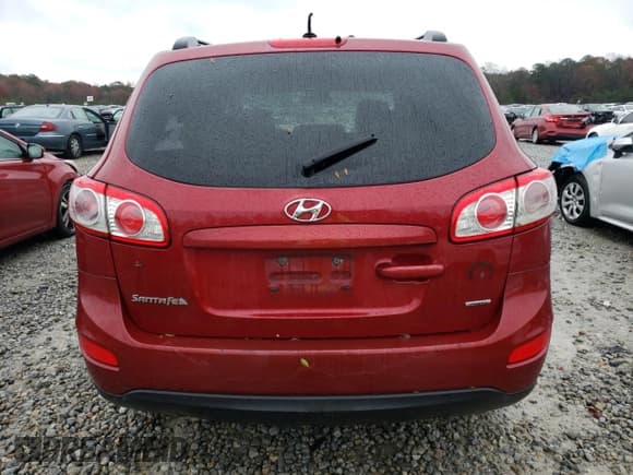 ✅ 2012 Hyundai Santa Fe GLS • VIN: 5XYZGDAB5CG126802 • Lot: 84213044. Listed on Copart with 185,397 mi. Free auction sales archive from the USA and detailed vehicle history report at DreamBid. Image 6.