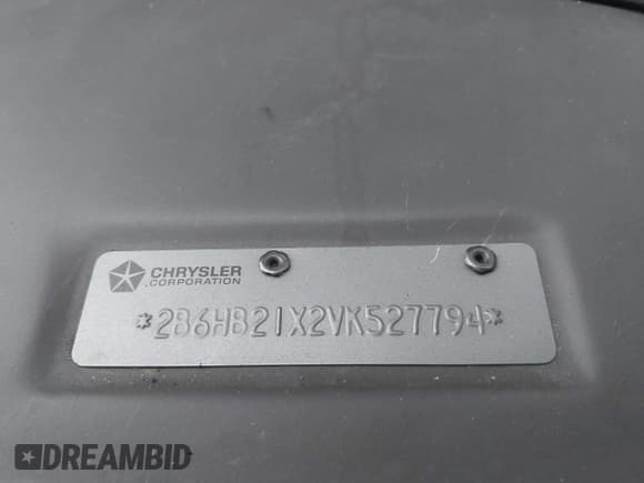 ✅ 1997 Dodge Cargo • VIN: 2B6HB21X2VK527794 • Lot: 42207096. Listed on IAAI with 176,092 mi. Free auction sales archive from the USA and detailed vehicle history report at DreamBid. Image 9.