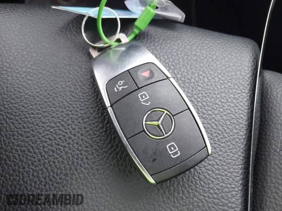 2025 Mercedes-Benz CLA 250 с VIN W1K5J4GB3SN509206, выставлен на аукционе IAAI как лот 42513858 с пробегом 29 003 миль миль и . История ставок и продаж доступна на DreamBid. Изображение 11.