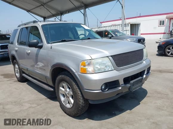 ✅ 2005 Ford Explorer XLT • VIN: 1FMZU73E35ZA26277 • Lot: 42721696. Wystawiony na IAAI z przebiegiem 217 738 mil. Bezpłatny archiwum sprzedaży aukcyjnych z USA i szczegółowy raport historii pojazdu na DreamBid. Zdjęcie 1.