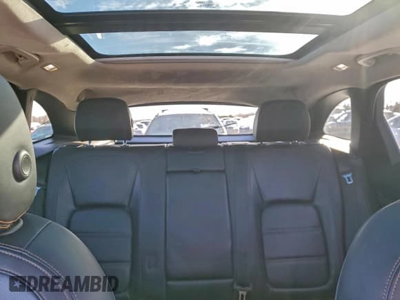 ✅ 2020 Jaguar F-Pace 30t Prestige • VIN: SADCK2GX5LA635465 • Lot: 95455225. Wystawiony na Copart z przebiegiem 129 490 mil. Bezpłatny archiwum sprzedaży aukcyjnych z USA i szczegółowy raport historii pojazdu na DreamBid. Zdjęcie 10.