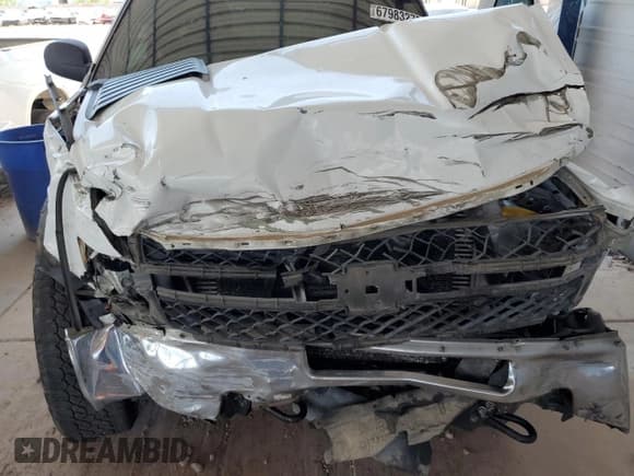 ✅ 2013 Chevrolet Silverado 1500 • VIN: 1GC0CV80DF109292 • Лот: 67983275. Опубликован ранее на Copart с пробегом 349 847 миль. Бесплатный доступ к архиву аукционных продаж из США и подробный отчёт об истории автомобиля на DreamBid. Изображение 11.