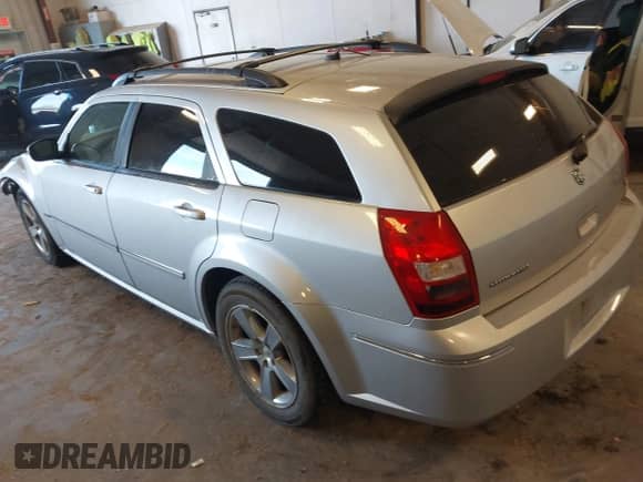 2008 Dodge Magnum R/T с VIN 2D8GV57238H246098, выставлен на аукционе IAAI как лот 43409552 с пробегом 123 704 миль миль и . История ставок и продаж доступна на DreamBid. Изображение 3.