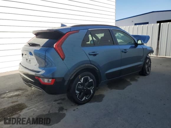 ✅ 2023 Kia Niro Wind • VIN: KNDCR3L17P5045913 • Лот: 92003385. Опубликован ранее на Copart с пробегом Не указан. Бесплатный доступ к архиву аукционных продаж из США и подробный отчёт об истории автомобиля на DreamBid. Изображение 3.