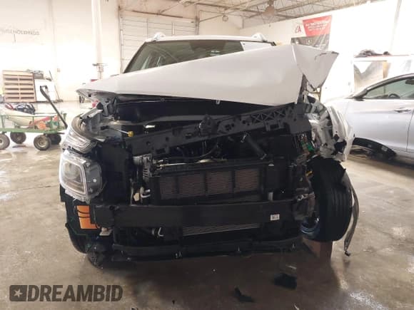 ✅ 2024 Hyundai Venue SEL • VIN: KMHRC8A3XRU332065 • Lot: 41328678. Wystawiony na IAAI z przebiegiem 3 787 mil. Bezpłatny archiwum sprzedaży aukcyjnych z USA i szczegółowy raport historii pojazdu na DreamBid. Zdjęcie 12.