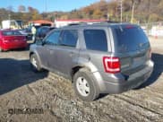 ✅ 2009 Ford Escape XLT • VIN: 1FMCU93749KA20991 • Lot: 43691598. Listed on IAAI with 188,000 mi. Free auction sales archive from the USA and detailed vehicle history report at DreamBid. Image 3.