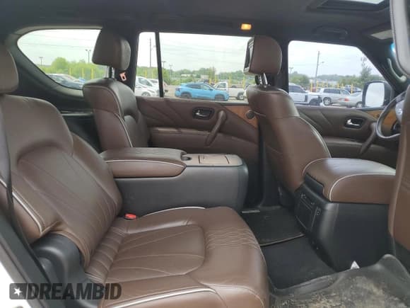 ✅ 2016 Infiniti QX80 • VIN: JN8AZ2NE7G9120446 • Lot: 59718155. Listed on Copart with Not provided. Free auction sales archive from the USA and detailed vehicle history report at DreamBid. Image 11.