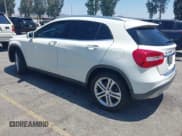 ✅ 2017 Mercedes-Benz GLA 250 • VIN: WDCTG4EB0HJ288595 • Лот: 42619451. Опубликован ранее на IAAI с пробегом 106 714 миль. Бесплатный доступ к архиву аукционных продаж из США и подробный отчёт об истории автомобиля на DreamBid. Изображение 3.