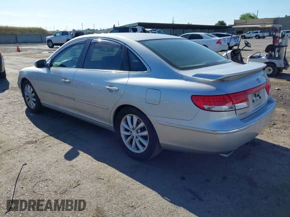 2006 Hyundai Azera SE с VIN KMHFC46F86A126741, выставлен на аукционе IAAI как лот 42154172 с пробегом 86 960 миль миль и . История ставок и продаж доступна на DreamBid. Изображение 3.