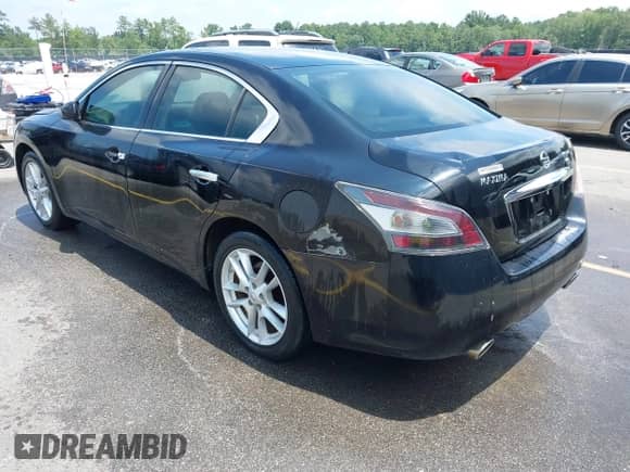 2012 Nissan Maxima S z VIN 1N4AA5AP9CC859400, wystawiony jako IAAI lot #42644386 z przebiegiem 152 043 mil mil oraz . Historia ofert i sprzedaży dostępna na DreamBid. Obrazek 3.