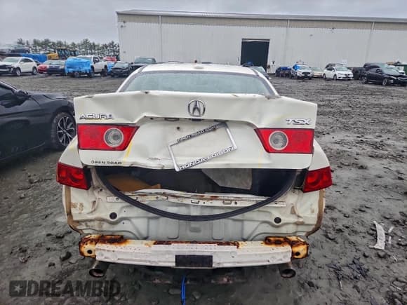 ✅ 2008 Acura TSX • VIN: JH4CL96858C001305 • Lot: 93942045. Listed on Copart with 101,601 mi. Free auction sales archive from the USA and detailed vehicle history report at DreamBid. Image 6.