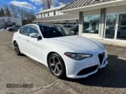 ✅ 2017 Alfa Romeo Giulia • VIN: ZARFAEDN9H7531927 • Lot: 54595015. Wystawiony na Copart z przebiegiem 202 720 mil. Bezpłatny archiwum sprzedaży aukcyjnych z USA i szczegółowy raport historii pojazdu na DreamBid. Zdjęcie 1.