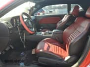 ✅ 2014 Dodge Challenger Shaker • VIN: 2C3CDYBT2EH231514 • Lot: 70778074. Wystawiony na Copart z przebiegiem 201 131 mil. Bezpłatny archiwum sprzedaży aukcyjnych z USA i szczegółowy raport historii pojazdu na DreamBid. Zdjęcie 7.