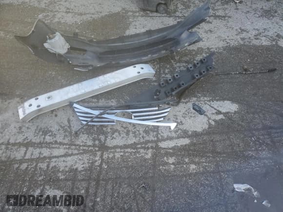 ✅ 2012 Lexus LS 460 L • VIN: JTHDL5EF3C5004097 • Lot: 87202314. Wystawiony na Copart z przebiegiem 139 526 mil. Bezpłatny archiwum sprzedaży aukcyjnych z USA i szczegółowy raport historii pojazdu na DreamBid. Zdjęcie 13.