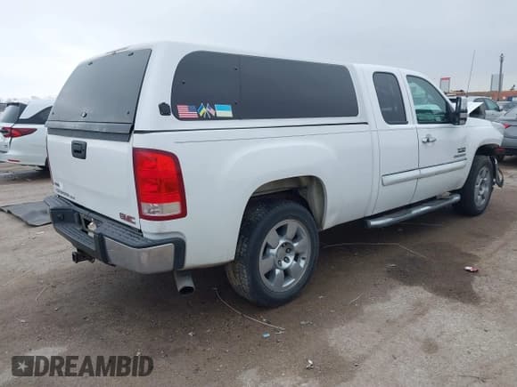 ✅ 2011 GMC Sierra 1500 SLE • VIN: 1GTR1VE04BZ407506 • Lot: 41703417. Wystawiony na IAAI z przebiegiem 231 572 mil. Bezpłatny archiwum sprzedaży aukcyjnych z USA i szczegółowy raport historii pojazdu na DreamBid. Zdjęcie 4.