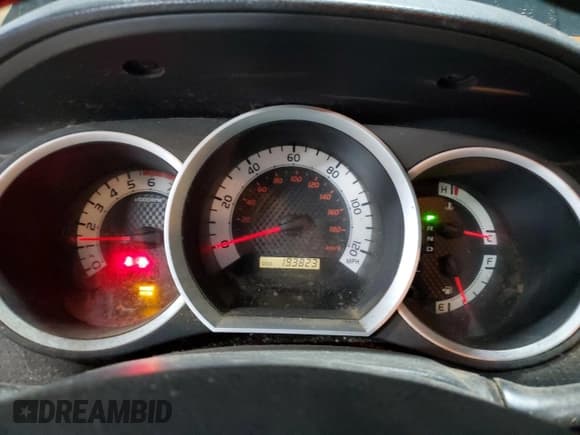 ✅ 2011 Toyota Tacoma • VIN: 5TFPX4EN4BX004200 • Lot: 80625915. Wystawiony na Copart z przebiegiem 193 823 mil. Bezpłatny archiwum sprzedaży aukcyjnych z USA i szczegółowy raport historii pojazdu na DreamBid. Zdjęcie 9.