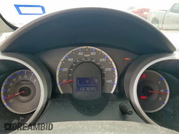 ✅ 2012 Honda Fit • VIN: JHMGE8G34CC029971 • Lot: 60849665. Wystawiony na Copart z przebiegiem 137 695 mil. Bezpłatny archiwum sprzedaży aukcyjnych z USA i szczegółowy raport historii pojazdu na DreamBid. Zdjęcie 9.