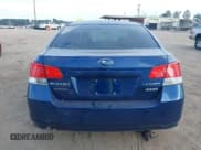 ✅ 2010 Subaru Legacy Limited Moon • VIN: 4S3BMBK69A3217847 • Lot: 43722513. Wystawiony na IAAI z przebiegiem 261 492 mil. Bezpłatny archiwum sprzedaży aukcyjnych z USA i szczegółowy raport historii pojazdu na DreamBid. Zdjęcie 17.