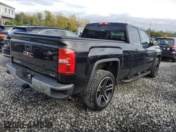 ✅ 2018 GMC Sierra 1500 SLE • VIN: 1GTV2MEC9JZ355336 • Лот: 85823285. Опубликован ранее на Copart с пробегом 83 550 миль. Бесплатный доступ к архиву аукционных продаж из США и подробный отчёт об истории автомобиля на DreamBid. Изображение 3.