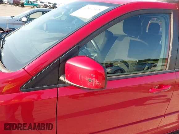 ✅ 2012 Dodge Grand Caravan SXT • VIN: 2C4RDGCG8CR268544 • Лот: 42842518. Опубликован ранее на IAAI с пробегом 153 622 миль. Бесплатный доступ к архиву аукционных продаж из США и подробный отчёт об истории автомобиля на DreamBid. Изображение 19.