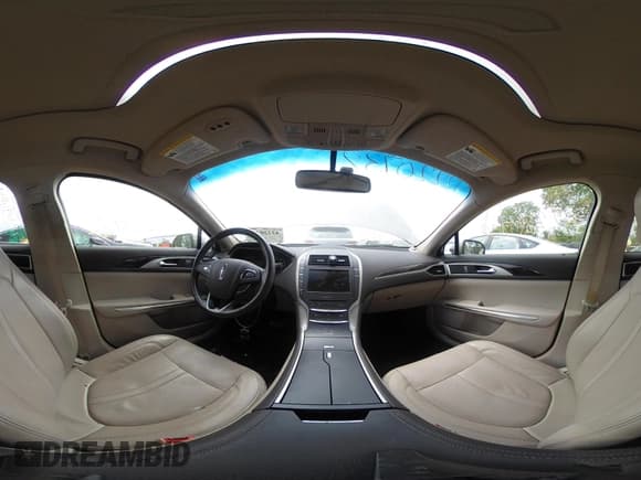 ✅ 2016 Lincoln MKZ • VIN: 3LN6L2GKXGR623300 • Lot: 42220732. Wystawiony na IAAI z przebiegiem 74 886 mil. Bezpłatny archiwum sprzedaży aukcyjnych z USA i szczegółowy raport historii pojazdu na DreamBid. Zdjęcie 19.