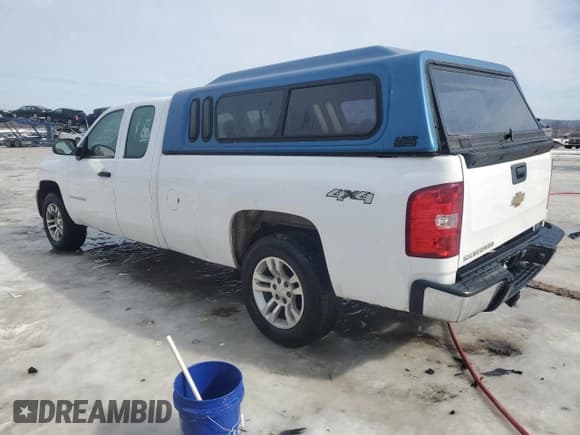 ✅ 2007 Chevrolet Silverado 1500 Work Truck • VIN: 1GCEC19J27E539831 • Lot: 45889075. Listed on Copart with 200,780 mi. Free auction sales archive from the USA and detailed vehicle history report at DreamBid. Image 2.