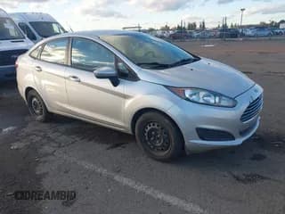 ✅ 2014 Ford Fiesta S • VIN: 3FADP4AJ4EM186910 • Lot: 43728213. Wystawiony na IAAI z przebiegiem 277 162 mil. Bezpłatny archiwum sprzedaży aukcyjnych z USA i szczegółowy raport historii pojazdu na DreamBid. Zdjęcie 1.