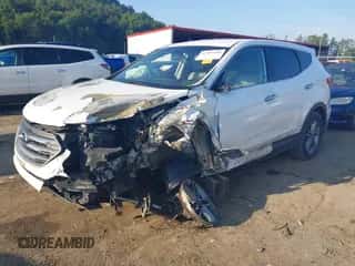 2017 Hyundai Santa Fe 2.4L с VIN 5NMZTDLB4HH021190, выставлен на аукционе IAAI как лот 42987498 с пробегом 110 885 миль миль и . История ставок и продаж доступна на DreamBid. Изображение 2.