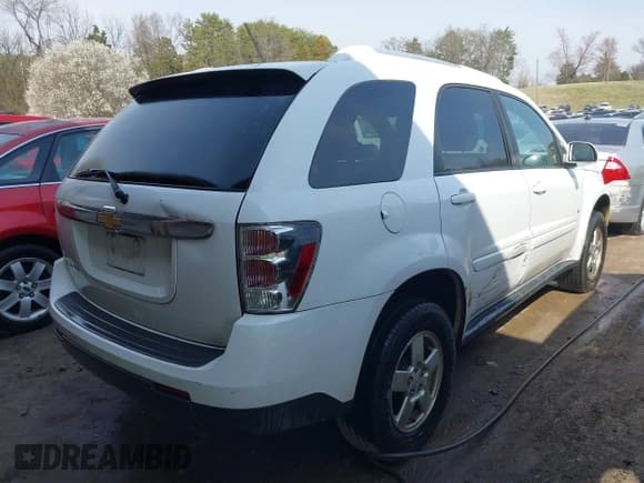 ✅ 2008 Chevrolet Equinox LT • VIN: 2CNDL33F886061962 • Lot: 41796866. Listed on IAAI with 98,868 mi. Free auction sales archive from the USA and detailed vehicle history report at DreamBid. Image 4.