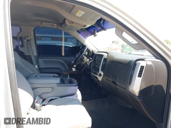 ✅ 2014 GMC Sierra 1500 SLE • VIN: 3GTP1UEC7EG568898 • Lot: 43236337. Wystawiony na IAAI z przebiegiem 123 955 mil. Bezpłatny archiwum sprzedaży aukcyjnych z USA i szczegółowy raport historii pojazdu na DreamBid. Zdjęcie 5.