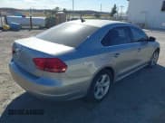 ✅ 2013 Volkswagen Passat SE • VIN: 1VWBN7A35DC044394 • Lot: 43689293. Listed on IAAI with 74,727 mi. Free auction sales archive from the USA and detailed vehicle history report at DreamBid. Image 4.