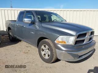 ✅ 2009 Dodge 1500 SLT • VIN: 1D3HB18P49S800667 • Lot: 41756698. Wystawiony na IAAI z przebiegiem 267 731 mil. Bezpłatny archiwum sprzedaży aukcyjnych z USA i szczegółowy raport historii pojazdu na DreamBid. Zdjęcie 1.